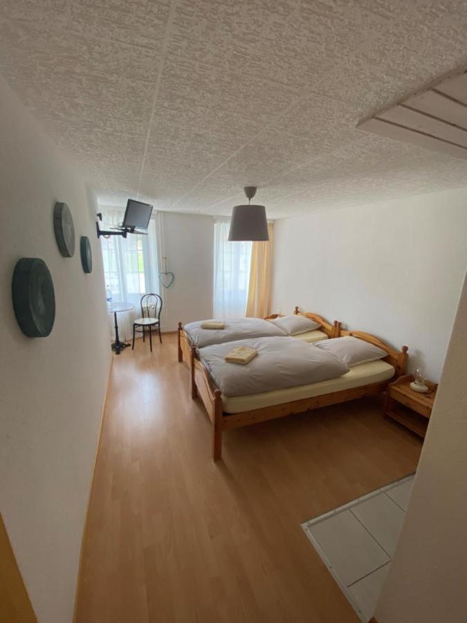 Hotel-Restaurant Des 3 Coeurs Vaulion Eksteriør bilde
